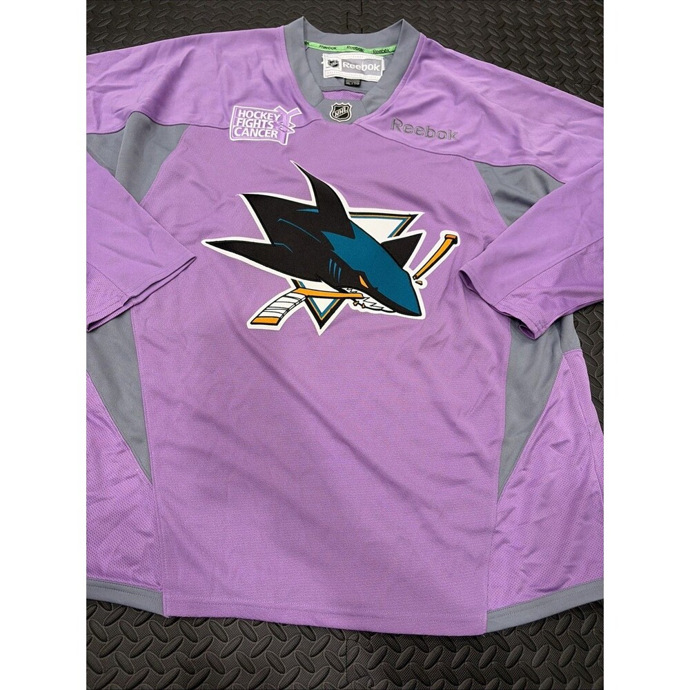 Worn Once Rare Reebok San Jose Sharks Hockey Fights Cancer Jersey Sz XL pink NHL